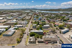 224 S Broad (A - W) St, Klamath Falls, OR 97601 - Photo 7