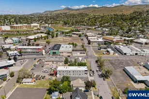 224 S Broad (A - W) St, Klamath Falls, OR 97601 - Photo 11