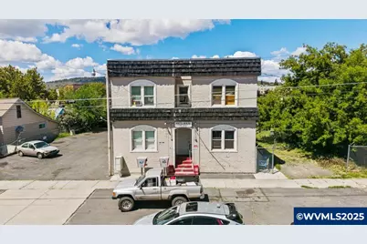 224 S Broad (A - W) St, Klamath Falls, OR 97601 - Photo 3