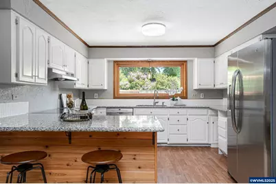 1225 NW 18th St, Corvallis, OR 97330 - Photo 17