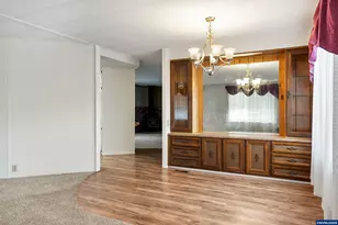 1055 Lockhaven Dr NE, Keizer, OR 97303 - Photo 9