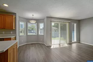 1842 Boulder Ridge Ct NW, Salem, OR 97304 - Photo 19