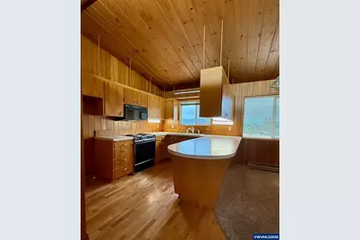 27999 Meridian Heights Lp, Sweet Home, OR 97386 - Photo 7