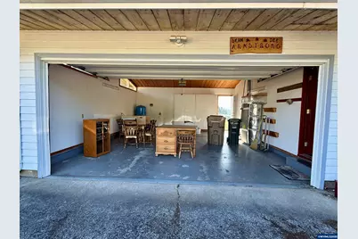 27999 Meridian Heights Lp, Sweet Home, OR 97386 - Photo 19