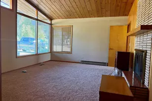 27999 Meridian Heights Lp, Sweet Home, OR 97386 - Photo 3