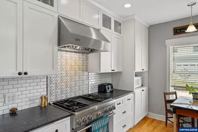 554 S Main St, Jefferson, OR 97352 - Photo 13