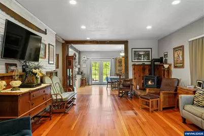 554 S Main St, Jefferson, OR 97352 - Photo 7