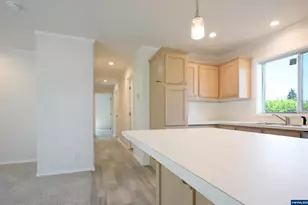 4995 SE Sunnyside Rd, Salem, OR 97302 - Photo 9