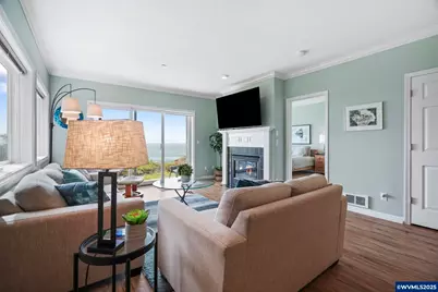 1113 N Hwy 101 #1 Hwy, Depoe Bay, OR 97341 - Photo 17