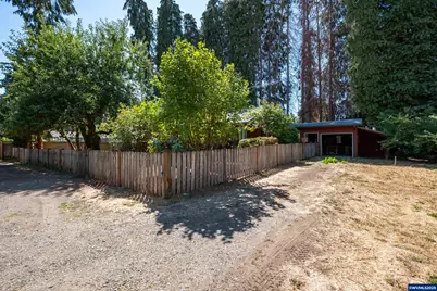 2635 NE Seavy Pl, Corvallis, OR 97330 - Photo 39