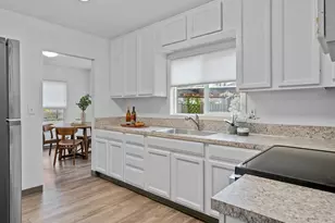 180 Eaton St, Lebanon, OR 97355 - Photo 15