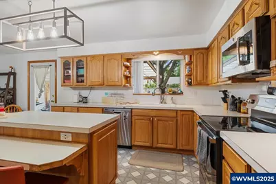 4086 Judy Av NE, Salem, OR 97305 - Photo 11