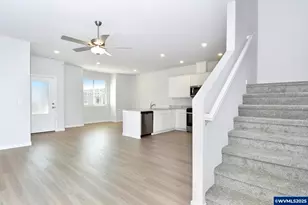 1185 Parkside Ave, Woodburn, OR 97071 - Photo 7