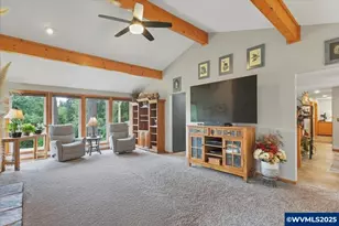 9076 Daleview Rd SE, Salem, OR 97317 - Photo 17