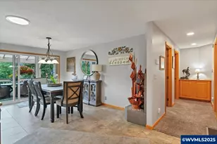 9076 Daleview Rd SE, Salem, OR 97317 - Photo 7