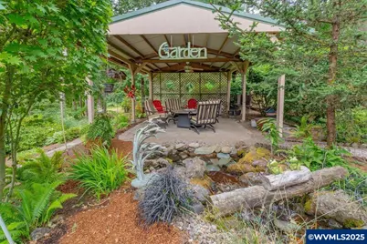 9076 Daleview Rd SE, Salem, OR 97317 - Photo 37