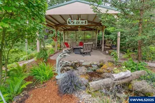 9076 Daleview Rd SE, Salem, OR 97317 - Photo 37