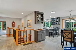 9076 Daleview Rd SE, Salem, OR 97317 - Photo 7