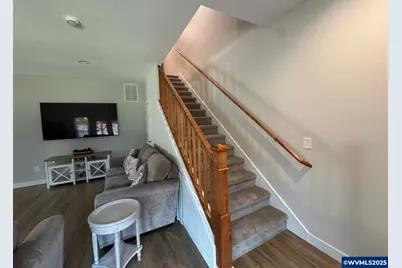 3516 Myrtle St, Woodburn, OR 97071 - Photo 5