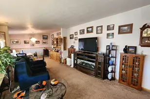 2410 Lancaster Dr SE, Salem, OR 97317 - Photo 3