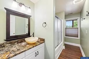 80 Sweden Cir, Silverton, OR 97381 - Photo 17