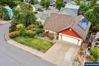 80 Sweden Cir, Silverton, OR 97381 - Photo 1