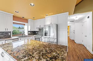 80 Sweden Cir, Silverton, OR 97381 - Photo 7