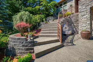 6147 Quail Hollow St SE, Salem, OR 97306 - Photo 3