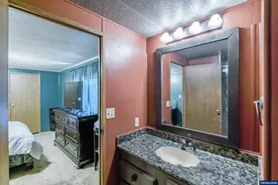 38129 Weirich Dr, Lebanon, OR 97355 - Photo 15