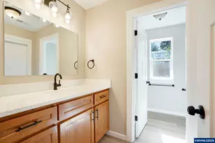 160 Salem Heights Ave S, Salem, OR 97302 - Photo 29