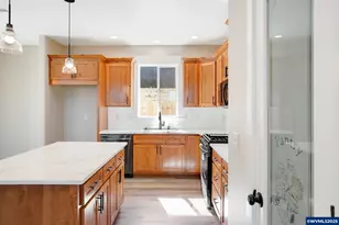 160 Salem Heights Ave S, Salem, OR 97302 - Photo 17