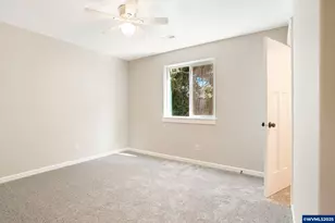 160 Salem Heights Ave S, Salem, OR 97302 - Photo 23