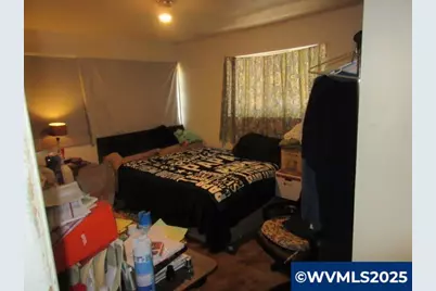 308 19th St SE, Salem, OR 97301 - Photo 9