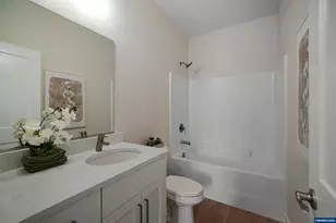 6699 Naomi Danielle St SE, Salem, OR 97306 - Photo 13