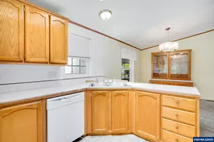 1401 W Ellendale Ave, Dallas, OR 97338 - Photo 17