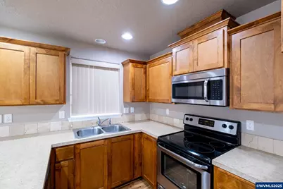 3007 Evergreen Av NE, Salem, OR 97301 - Photo 7