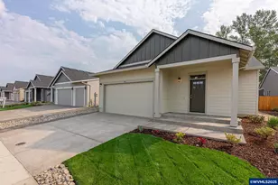 702 Tigerlily St, Silverton, OR 97381 - Photo 3