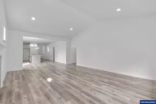 702 Tigerlily St, Silverton, OR 97381 - Photo 17