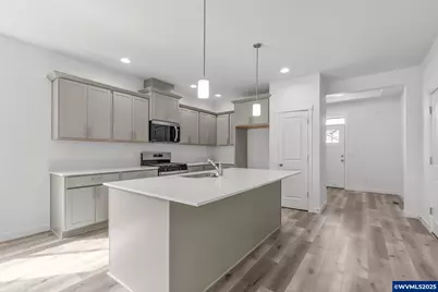 702 Tigerlily St, Silverton, OR 97381 - Photo 7