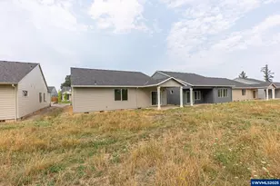 706 Tigerlily St, Silverton, OR 97381 - Photo 33