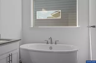 714 Tigerlily St, Silverton, OR 97381 - Photo 35