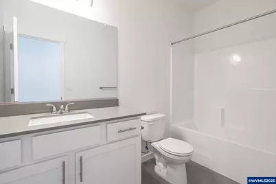 714 Tigerlily St, Silverton, OR 97381 - Photo 29