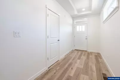 714 Tigerlily St, Silverton, OR 97381 - Photo 9