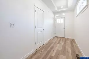 714 Tigerlily St, Silverton, OR 97381 - Photo 9