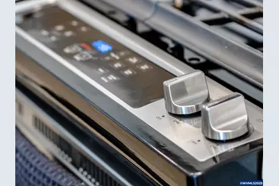 853 NE 17th Av, Canby, OR 97013 - Photo 13