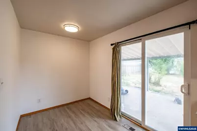 2799 S 12th St, Lebanon, OR 97355 - Photo 11