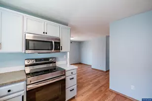 1024 S 10th St, Lebanon, OR 97355 - Photo 9