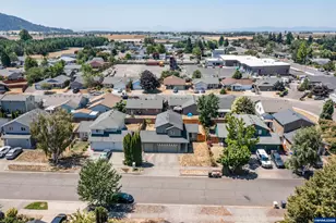 1024 S 10th St, Lebanon, OR 97355 - Photo 37