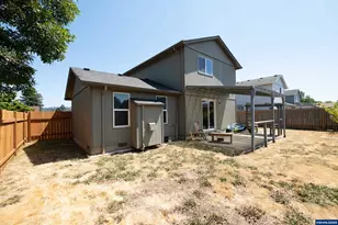 1024 S 10th St, Lebanon, OR 97355 - Photo 31