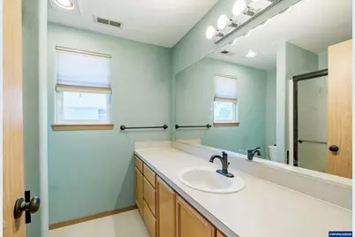 1024 S 10th St, Lebanon, OR 97355 - Photo 19